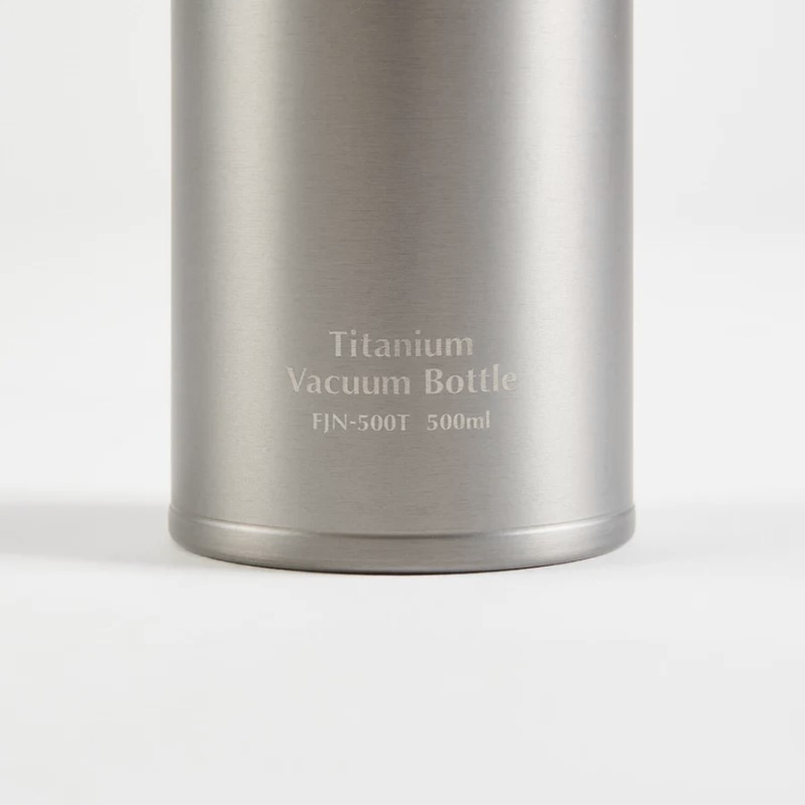 Термос для напитков THERMOS FJN-500 Titanium купить по цене 16 000 руб ...
